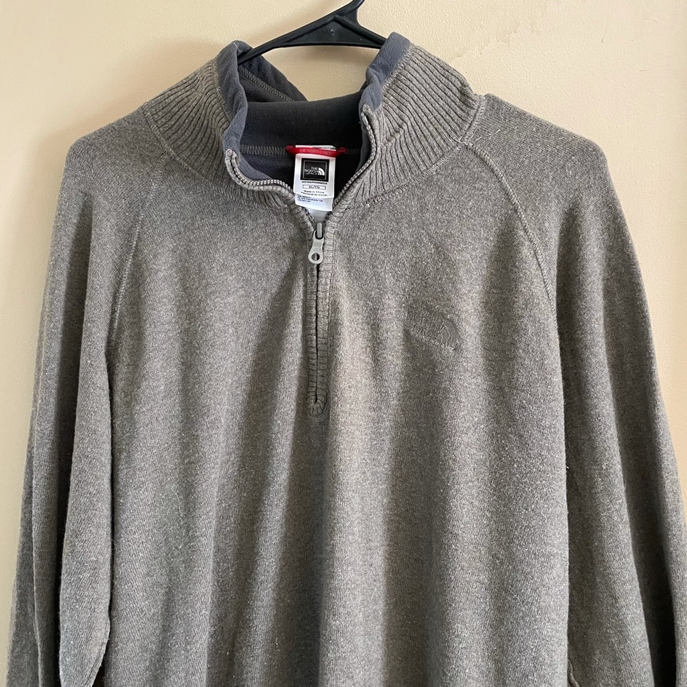 The NorthFace Neutral Tone Quarterzip
